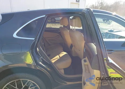 2017 Porsche Macan S из США, поврежденный, VIN WP1AB2A55HLB10992